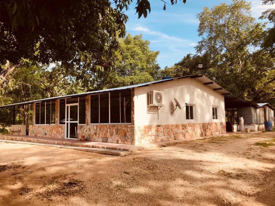 Finca ganadera y agrícola con casa en venta, en el Naipe, Carabobo.